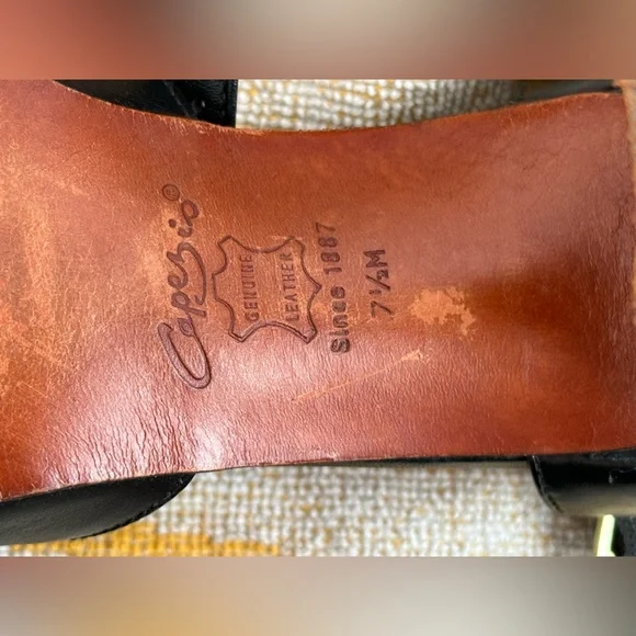 Capezio Heels - Black, Size 7.5 - Picture 6 of 10